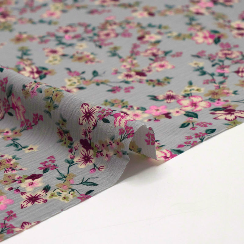 پارچه کریشه طرح دار