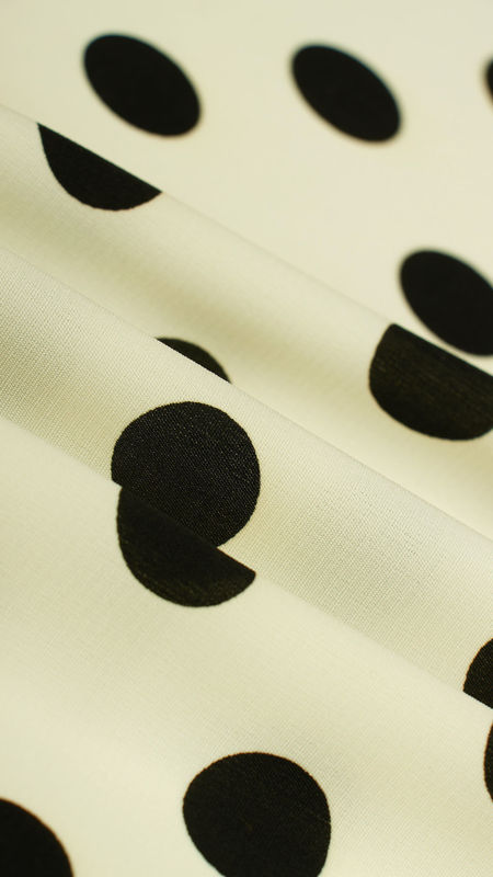 کرپ نخ خالدار شیری