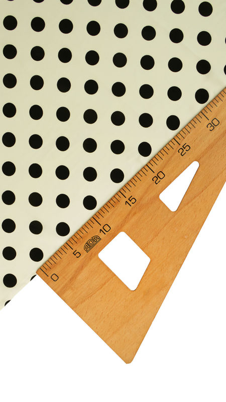 کرپ نخ خالدار شیری