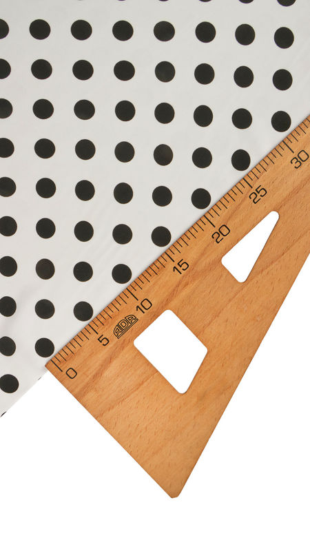 کرپ نخ خالدار سفید