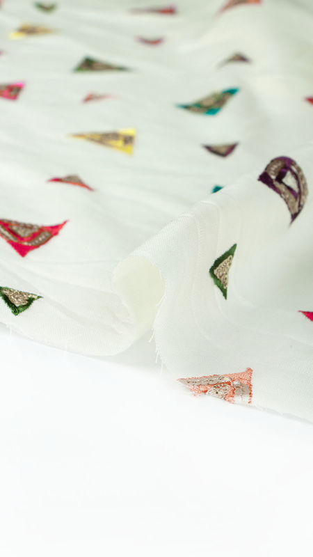 هندی خامه دوزی دیزاین 0531/12 نباتی