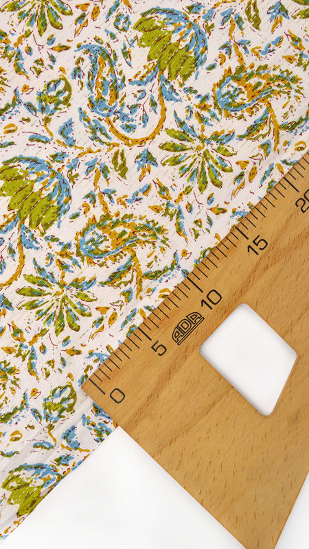 هندی نخی باتیک طرح کوکدوزی 030212/18 سفید سبز رنگ