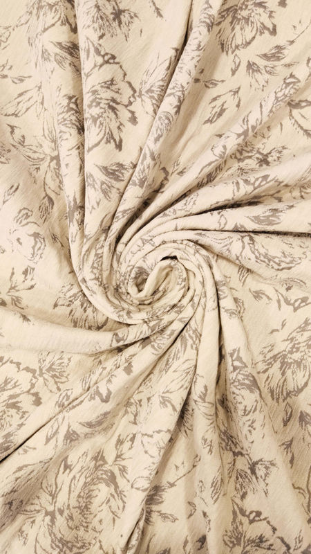 ژاکارد شانل طرح گل رز 040722 کرم طوسی رنگ